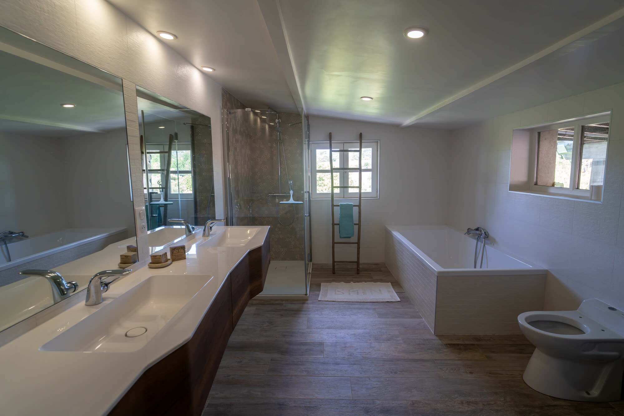 Suite La Toison d'Or — salle de bain